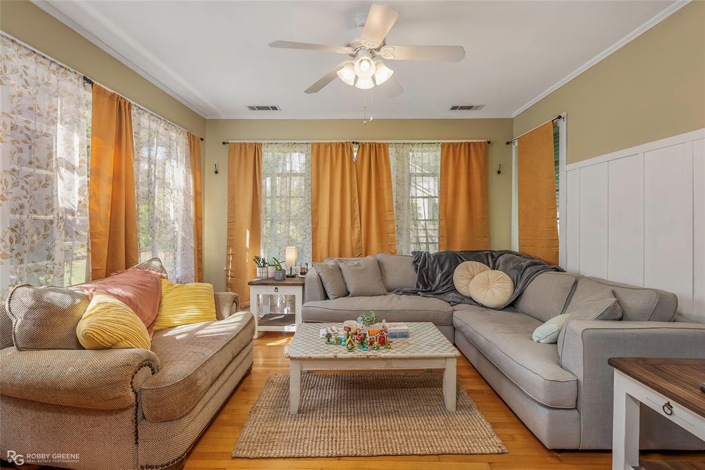 Shreveport, Louisiana 71105, United States, 3 Bedrooms Bedrooms, ,2 BathroomsBathrooms,Residential,Active,201018