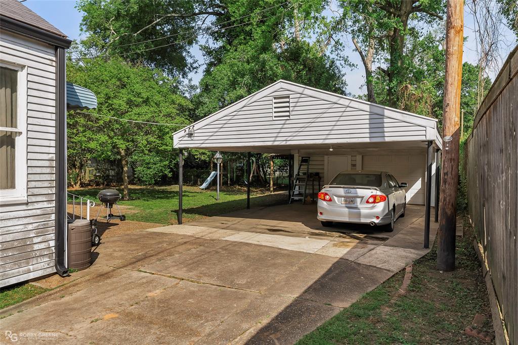 Shreveport, Louisiana 71105, United States, 3 Bedrooms Bedrooms, ,2 BathroomsBathrooms,Residential,Active,201018