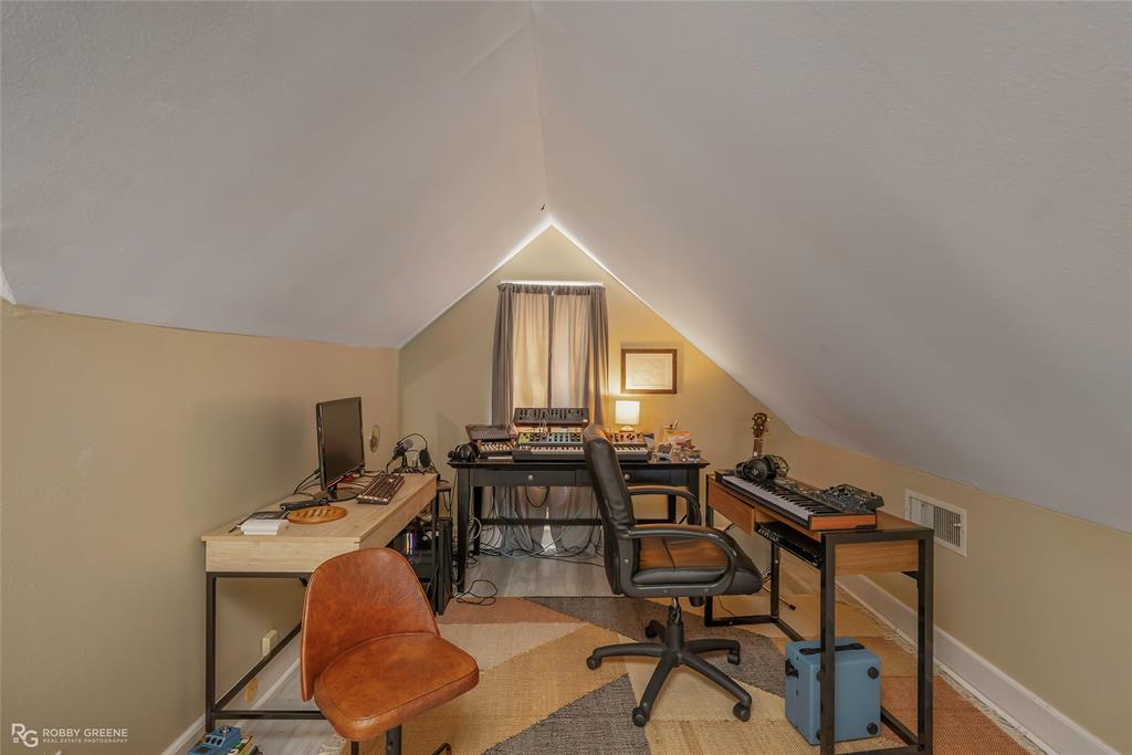 Shreveport, Louisiana 71105, United States, 3 Bedrooms Bedrooms, ,2 BathroomsBathrooms,Residential,Active,201018