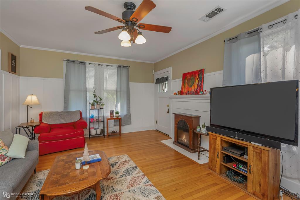 Shreveport, Louisiana 71105, United States, 3 Bedrooms Bedrooms, ,2 BathroomsBathrooms,Residential,Active,201018