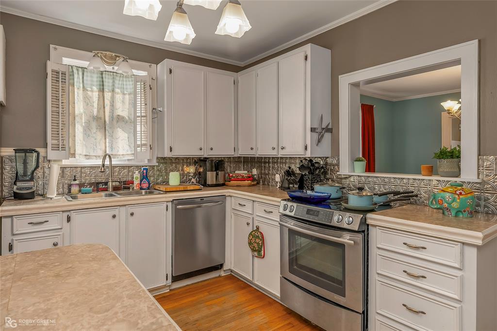 Shreveport, Louisiana 71105, United States, 3 Bedrooms Bedrooms, ,2 BathroomsBathrooms,Residential,Active,201018