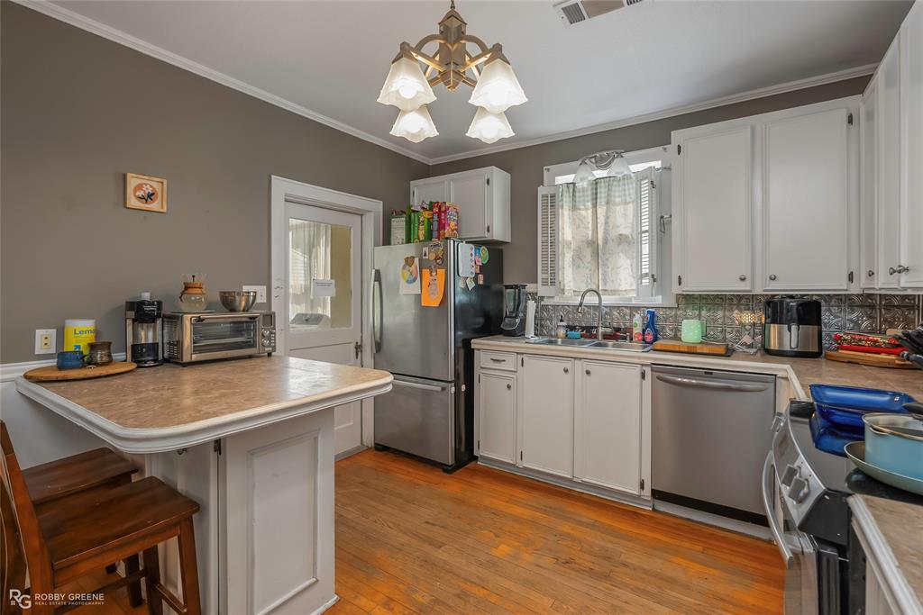 Shreveport, Louisiana 71105, United States, 3 Bedrooms Bedrooms, ,2 BathroomsBathrooms,Residential,Active,201018