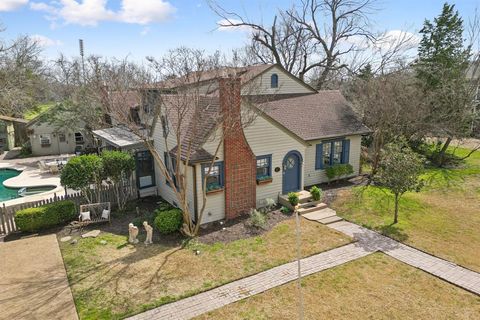 507 S Center Street Forney TX 75126