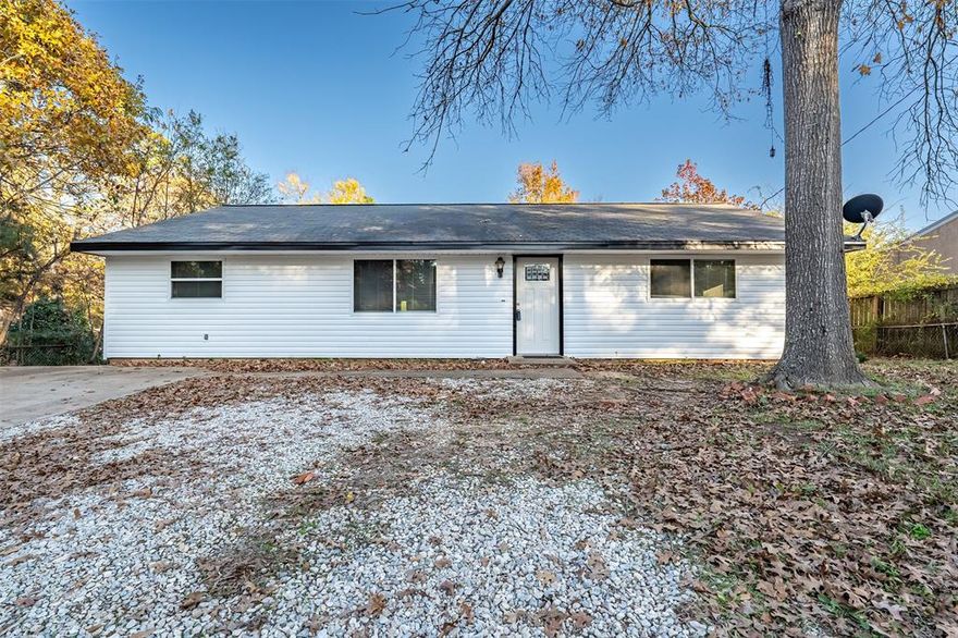 Discover this completely refreshed 4-bedroom, 1.5-bathroom gem in the heart of Tyler. Updated and move-in ready, this charming home combines modern comforts with timeless appeal, perfect for families or anyone seeking a turnkey property. Brand-new vinyl plank flooring flows seamlessly throughout, offering durability and easy maintenance. Fresh paint in neutral tones brightens every room, while new fixtures add a touch of elegance to the lighting, faucets, and hardware. The exterior shines with all-new siding, soffits, and eaves for enhanced curb appeal and protection, plus energy-efficient new windows throughout. Enjoy peace of mind with a brand-new HVAC system and water heater. Practical features abound, including an oversized laundry room for ultimate convenience and plenty of storage solutions throughout. Relax or entertain on the inviting covered back porch, ideal for enjoying East Texas evenings. This renovated beauty won't last long – schedule your showing today and make it yours! Come See! Come Buy!