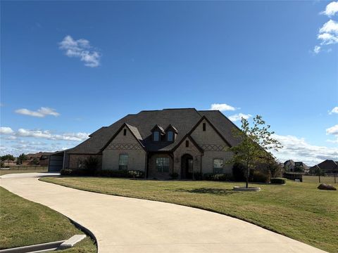Photo of 13401 Prairie Chapel Trail, Justin, TX 76247 (MLS # 21098835) Photo of 13401 Prairie Chapel Trail, Justin, TX 76247 (MLS # 21098835)