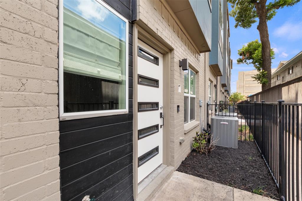 4914 Live Oak Street 7