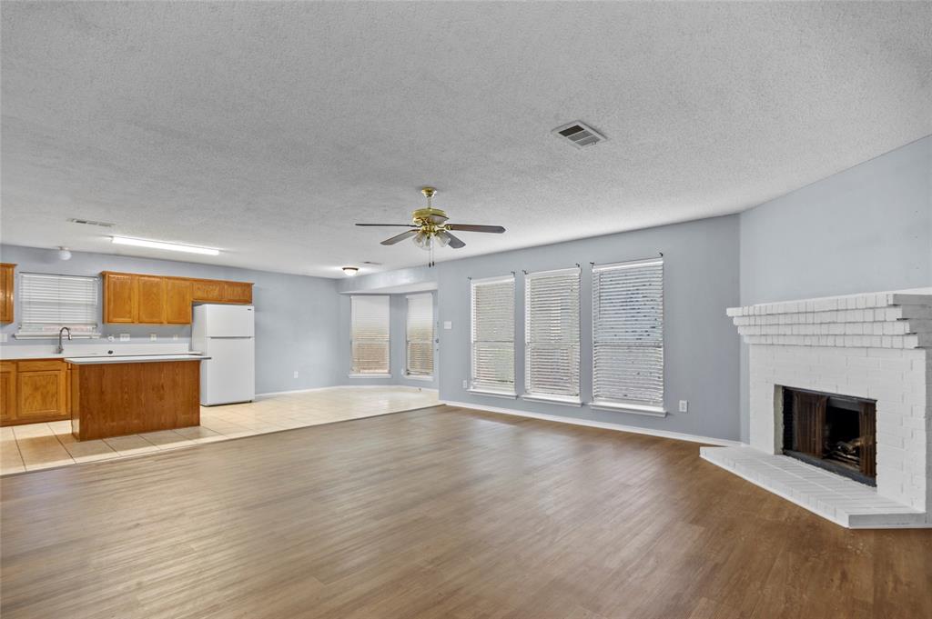 Champion Lakes - Residential