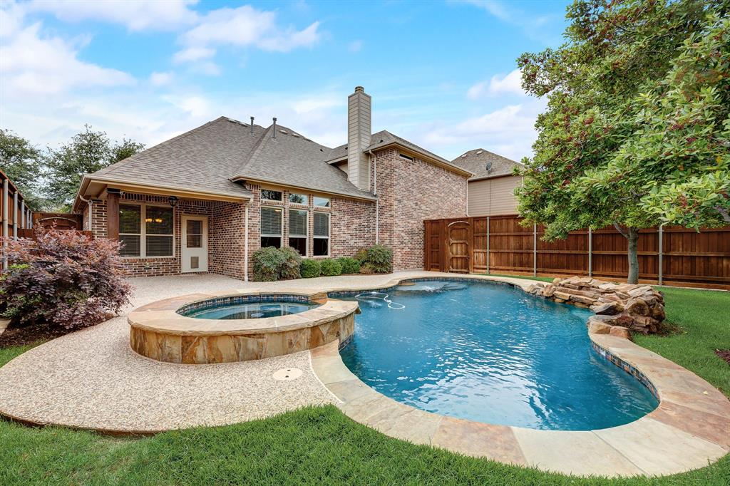 Provence Firewheel 02 - Residential