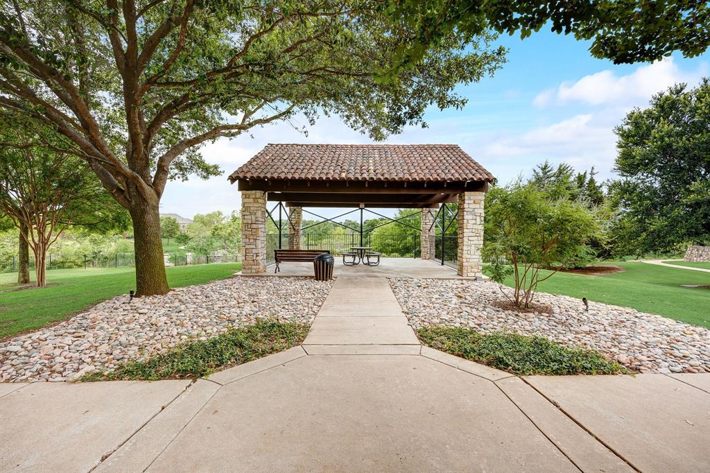 Provence Firewheel 02 - Residential