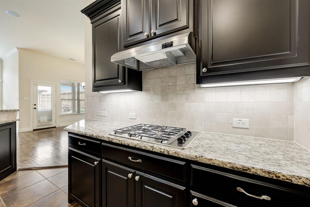 Provence Firewheel 02 - Residential