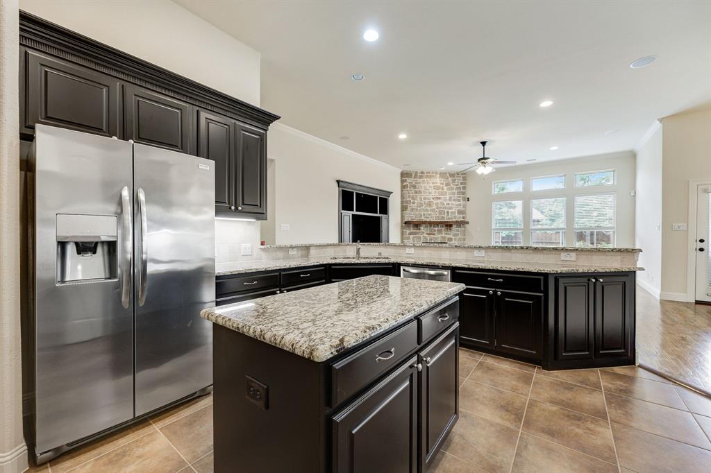 Provence Firewheel 02 - Residential