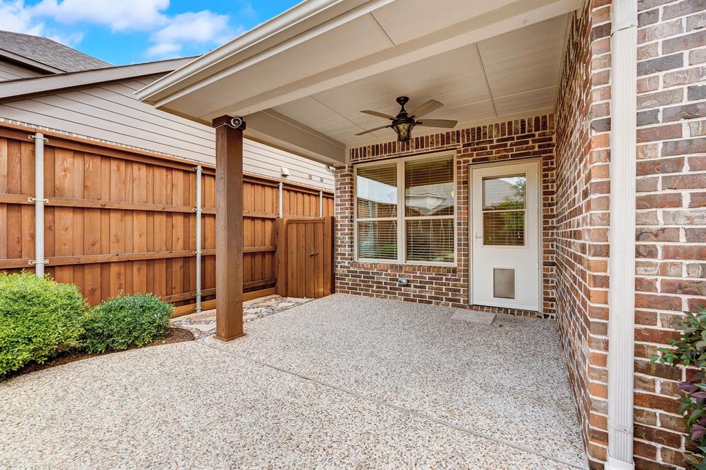 Provence Firewheel 02 - Residential