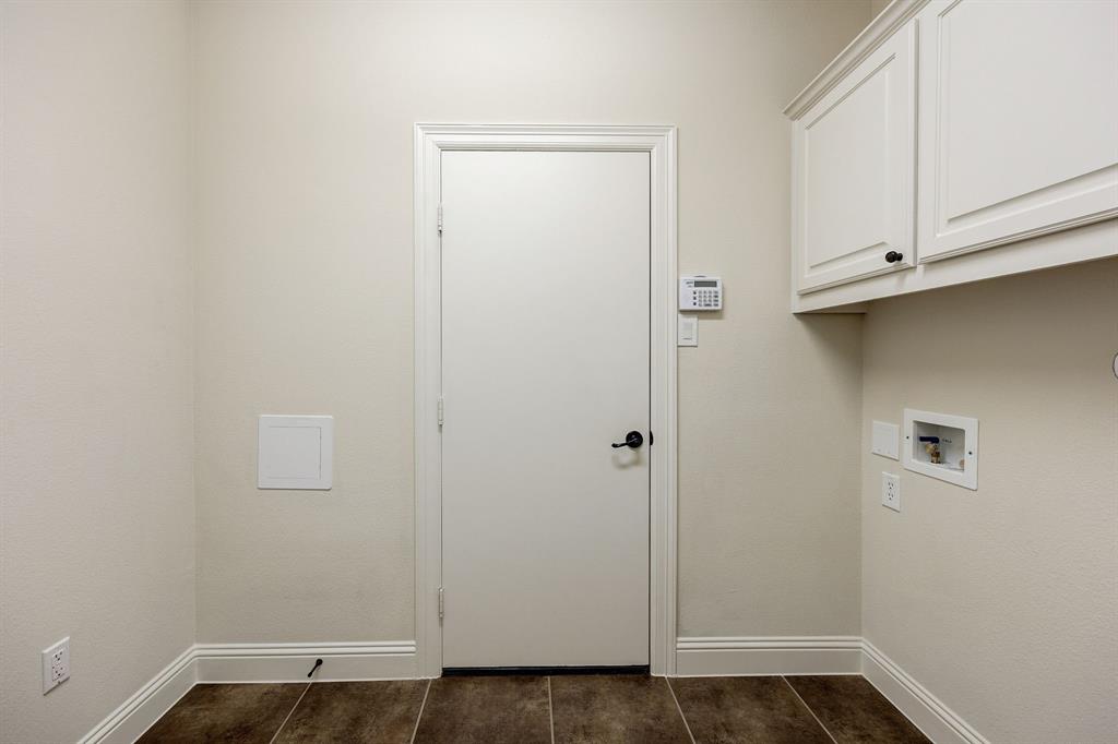 Provence Firewheel 02 - Residential