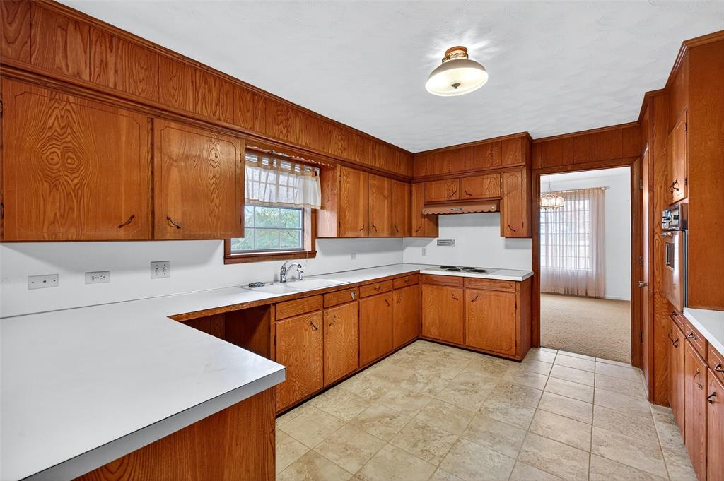 JONES ELIZABETH - Residential