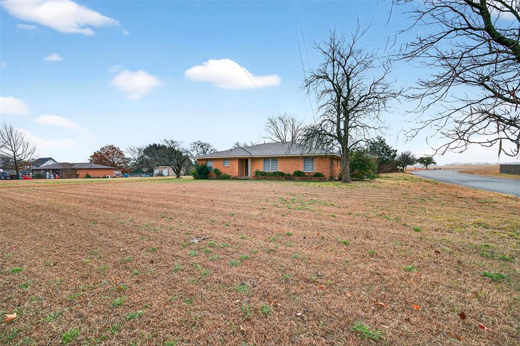 3928 W Houston Street