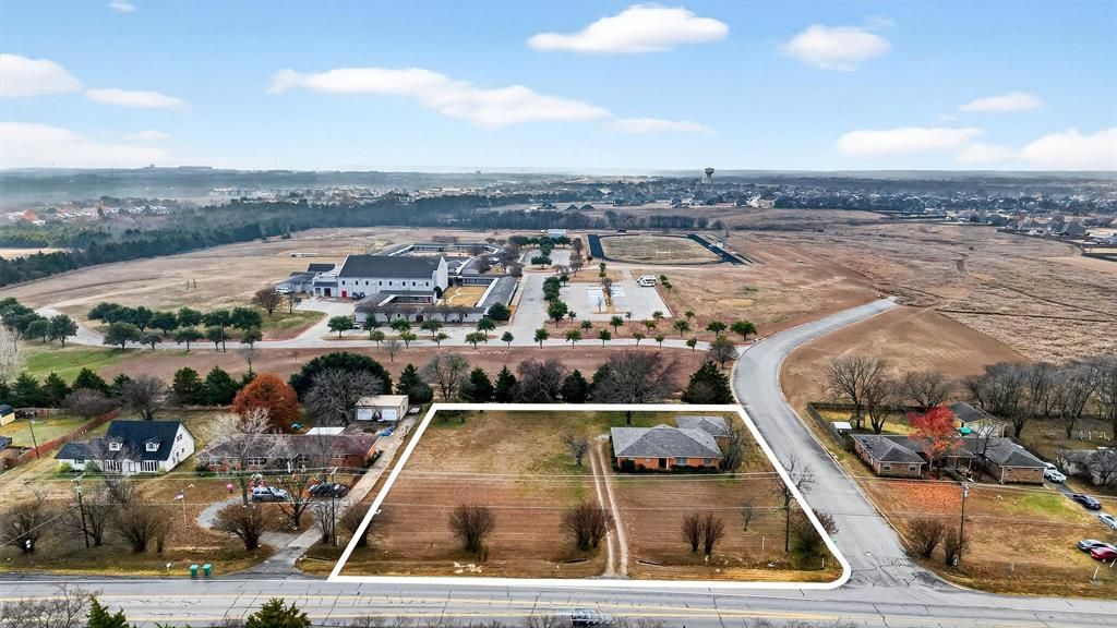 Photo of 3928 W Houston Street, Sherman, TX 75092 (MLS # 21138554)