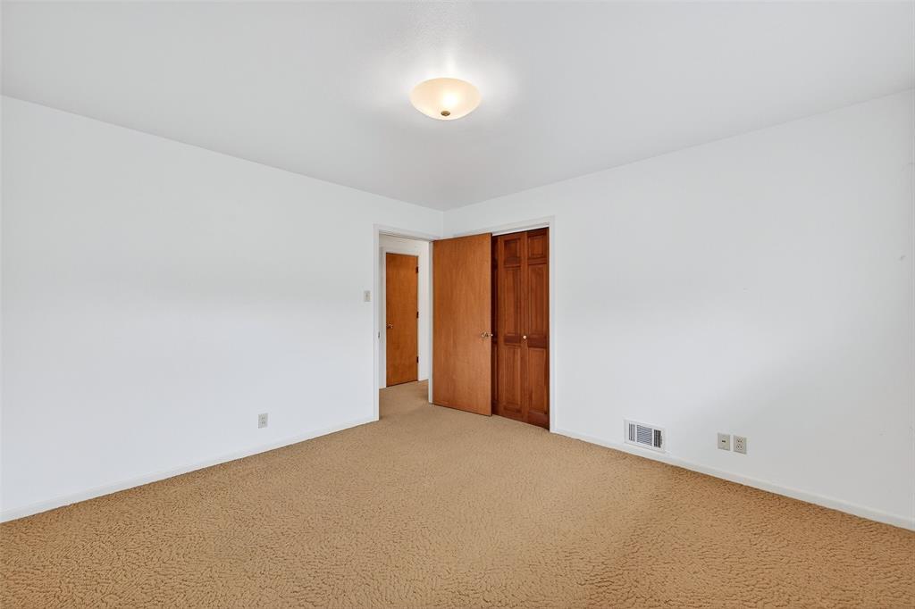 JONES ELIZABETH - Residential