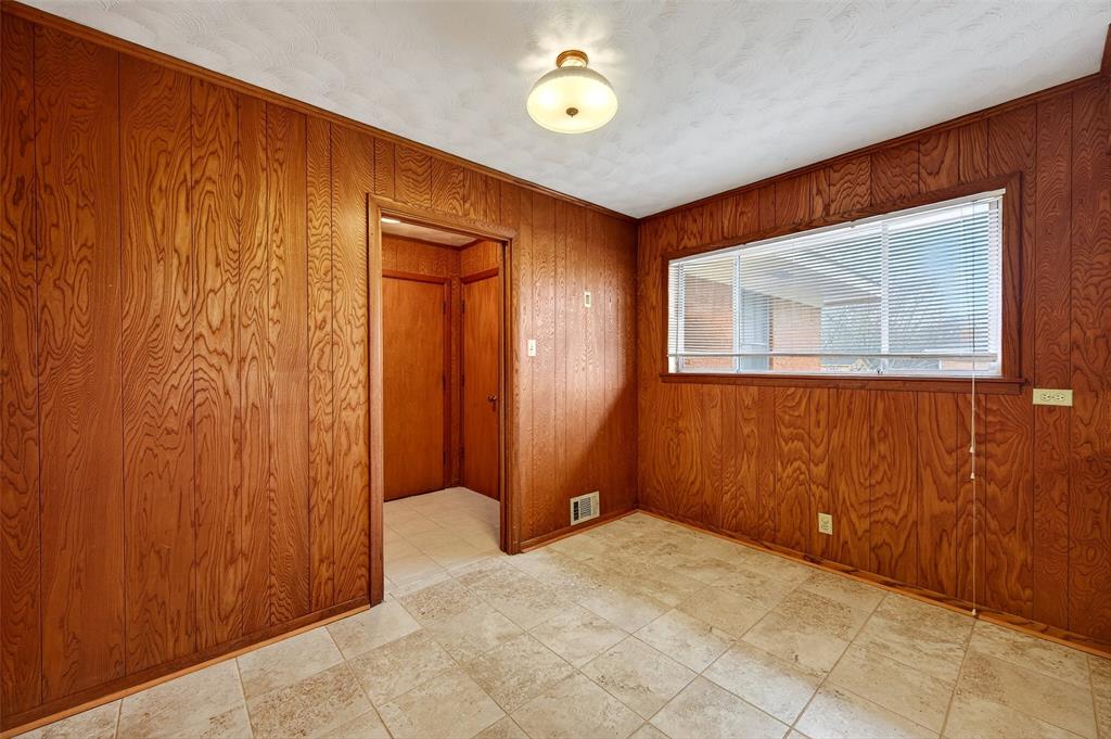 JONES ELIZABETH - Residential