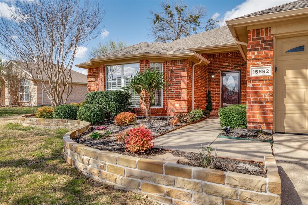 15692 Western Trail
