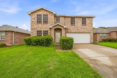 Photo of 16617 Woodside Drive, Fort Worth, TX 76247 (MLS # 21248925)