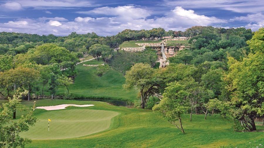 Retreat Ph 01 - Land