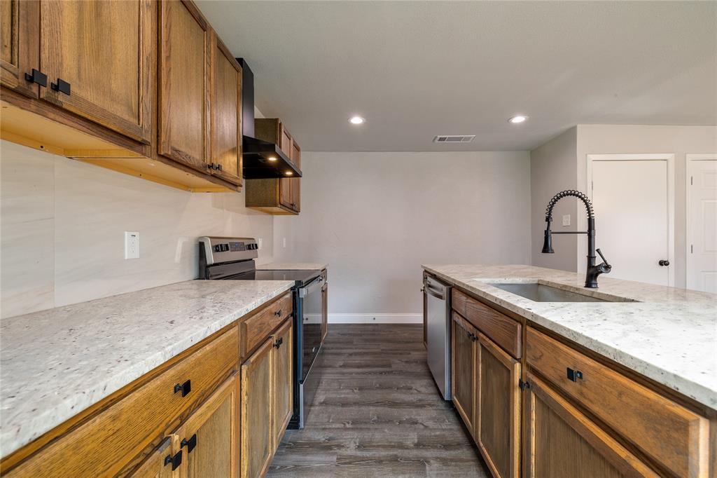 Dallas North Estates 15th Instl - Residential Lease