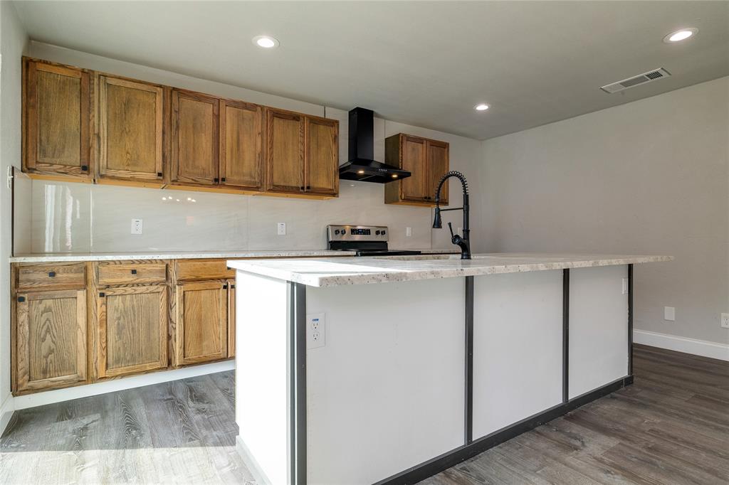 Dallas North Estates 15th Instl - Residential Lease