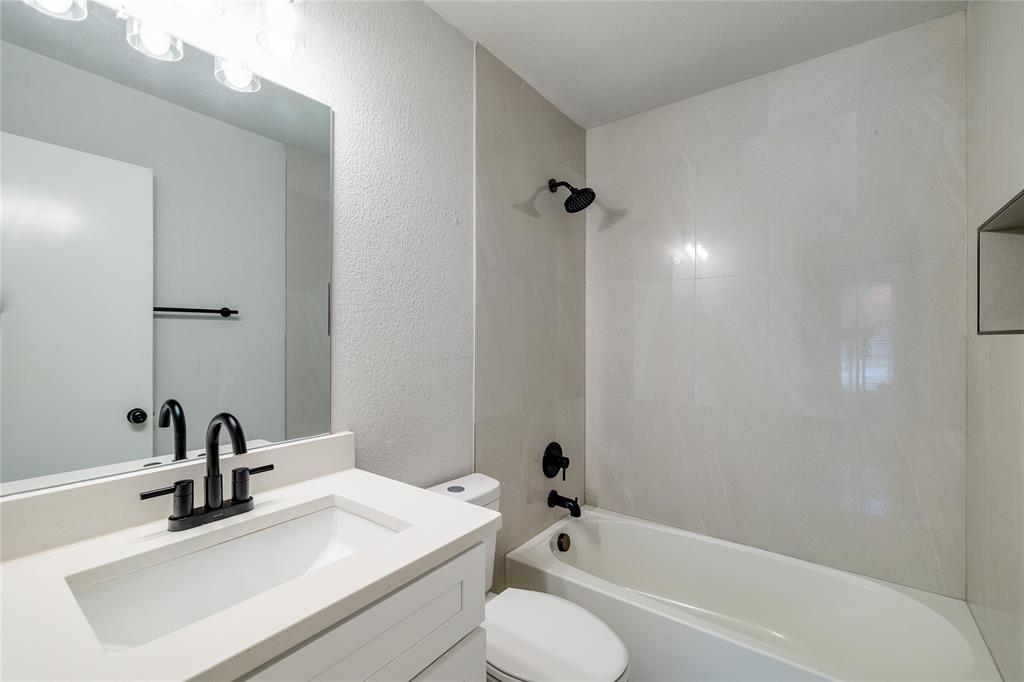 Dallas North Estates 15th Instl - Residential Lease