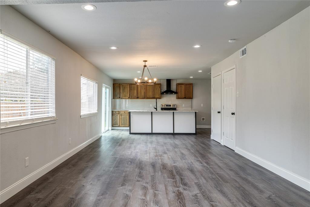 Dallas North Estates 15th Instl - Residential Lease