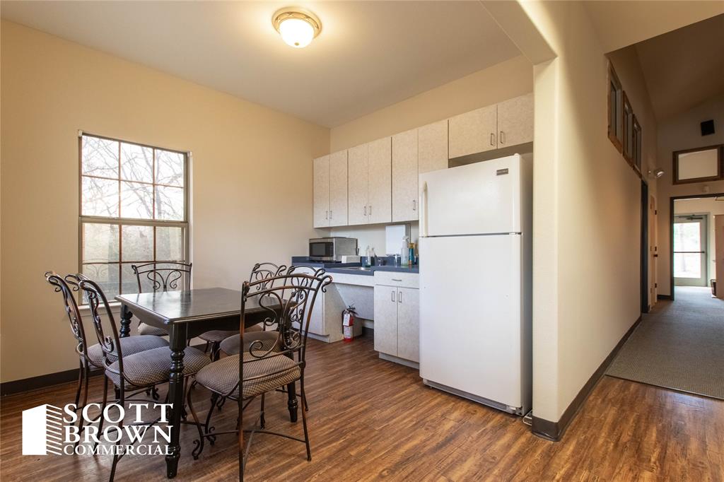 Denton Regional Medical Center - Commercial Sale