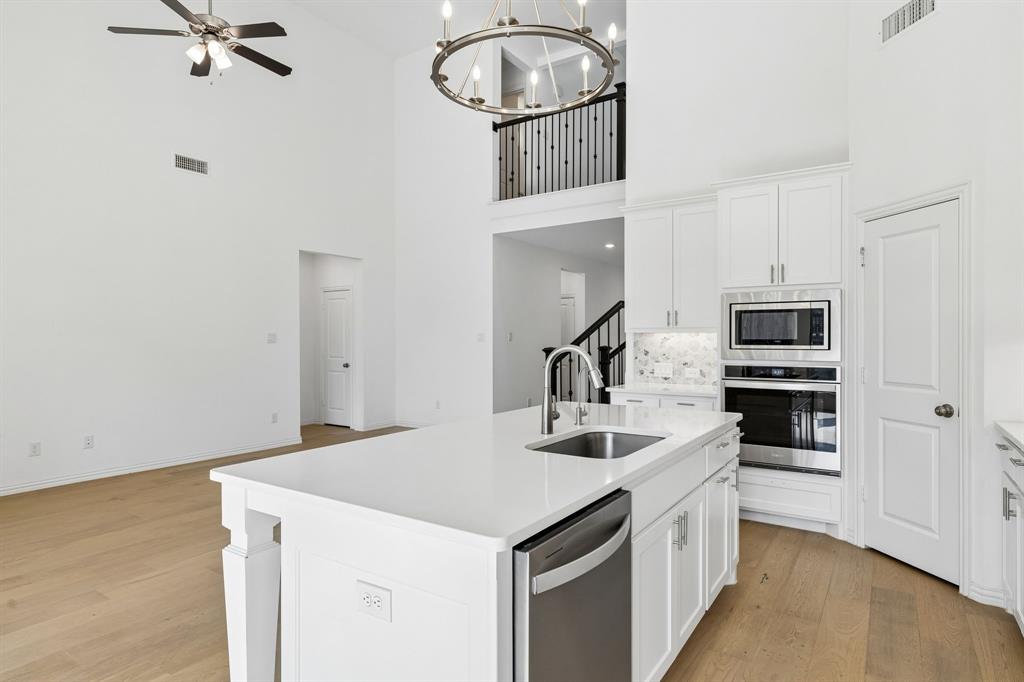 3452 Ashland Avenue