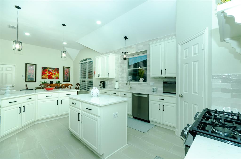 1029 Grand Teton Drive
