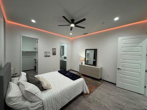 Tiny photo for 3415 Chihuahua Avenue, Dallas, TX 75212 (MLS # 21043464)