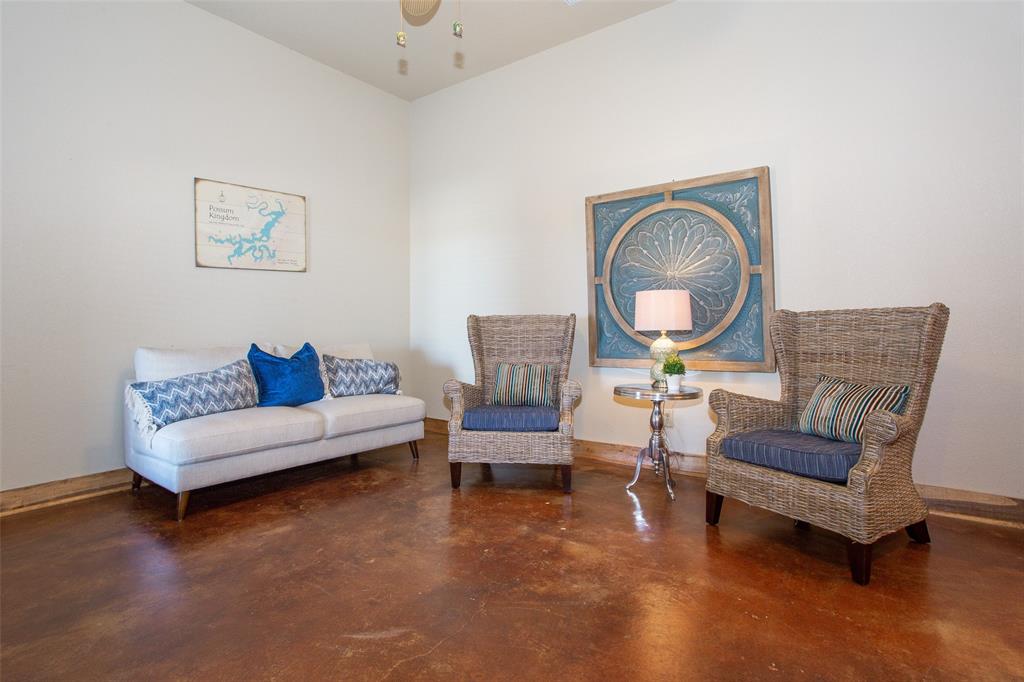 3006 Upcreek Alley 14