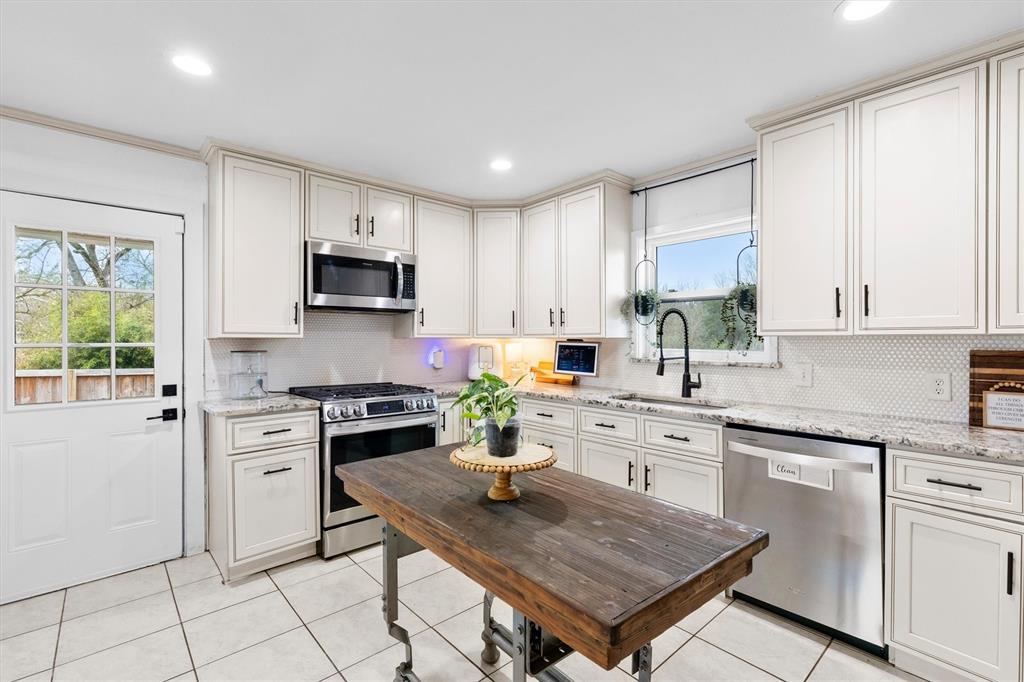 Orig Town Of Lone Oak - Residential