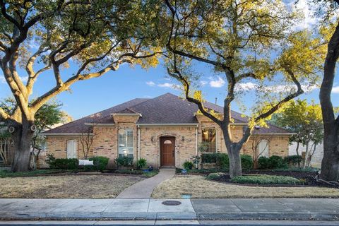 Photo of 6634 Lovington Drive, Dallas, TX 75252 (MLS # 21178960)