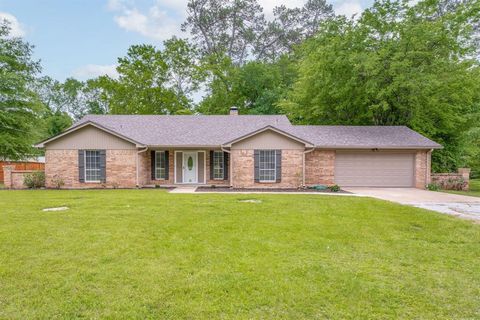 906 N Tyler Street Big Sandy TX 75755