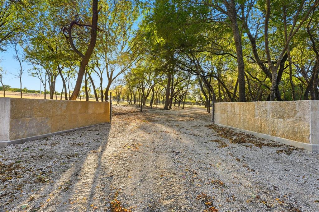 2401 Bear Creek Road ESTATE 2