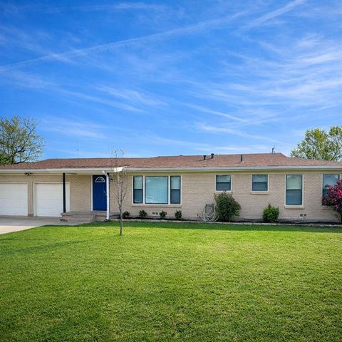 Photo of 3808 Granada Drive, Richland Hills, TX 76118 (MLS # 21210193)