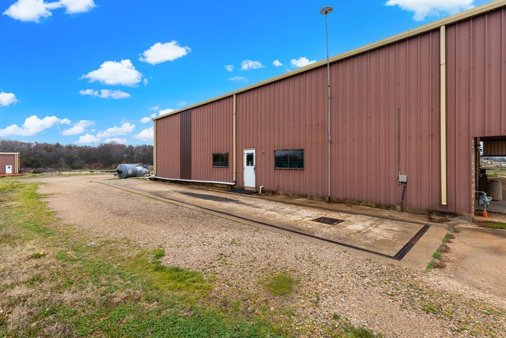 1211 E Coke RD Road