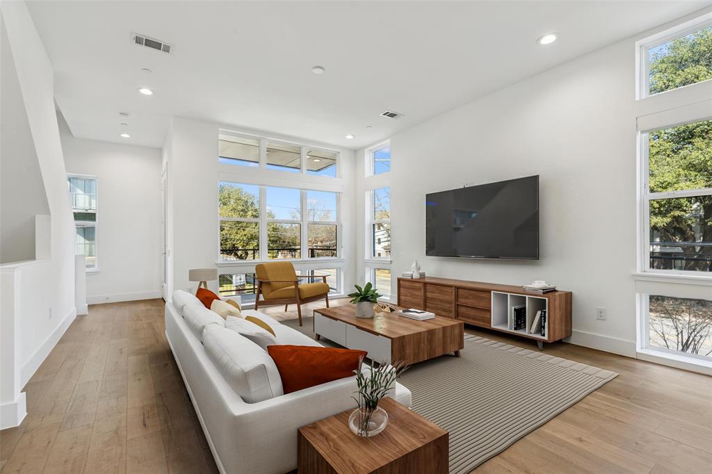 Lofts on Cedar Springs - Residential