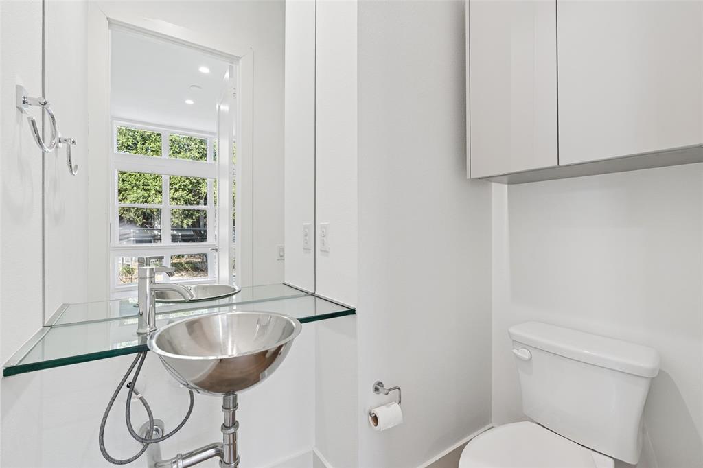 Lofts on Cedar Springs - Residential