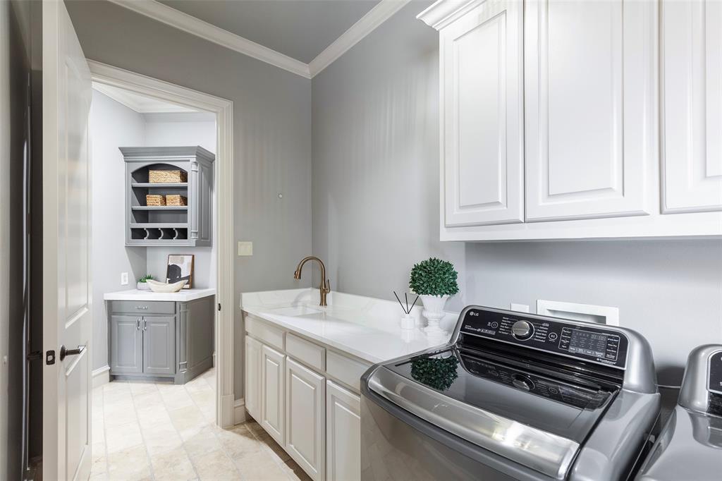 Kings Lake - Residential