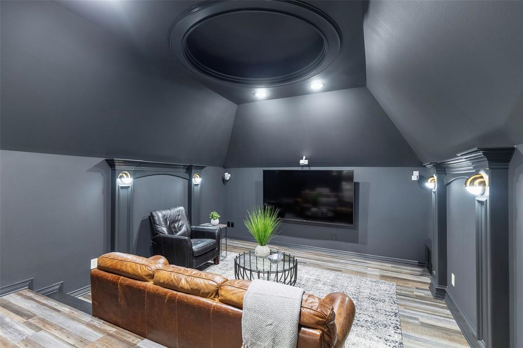 Kings Lake - Residential