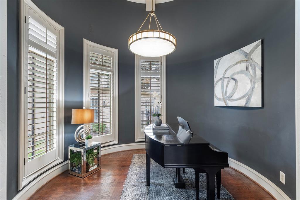 Kings Lake - Residential