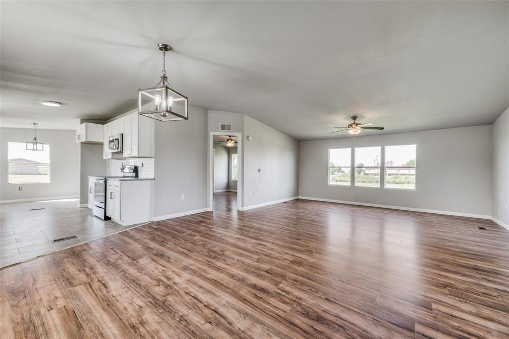 Meadow Vista Ph 02 - Residential Lease