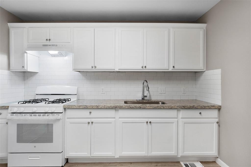 Orig Town Of Greenville - Residential Lease