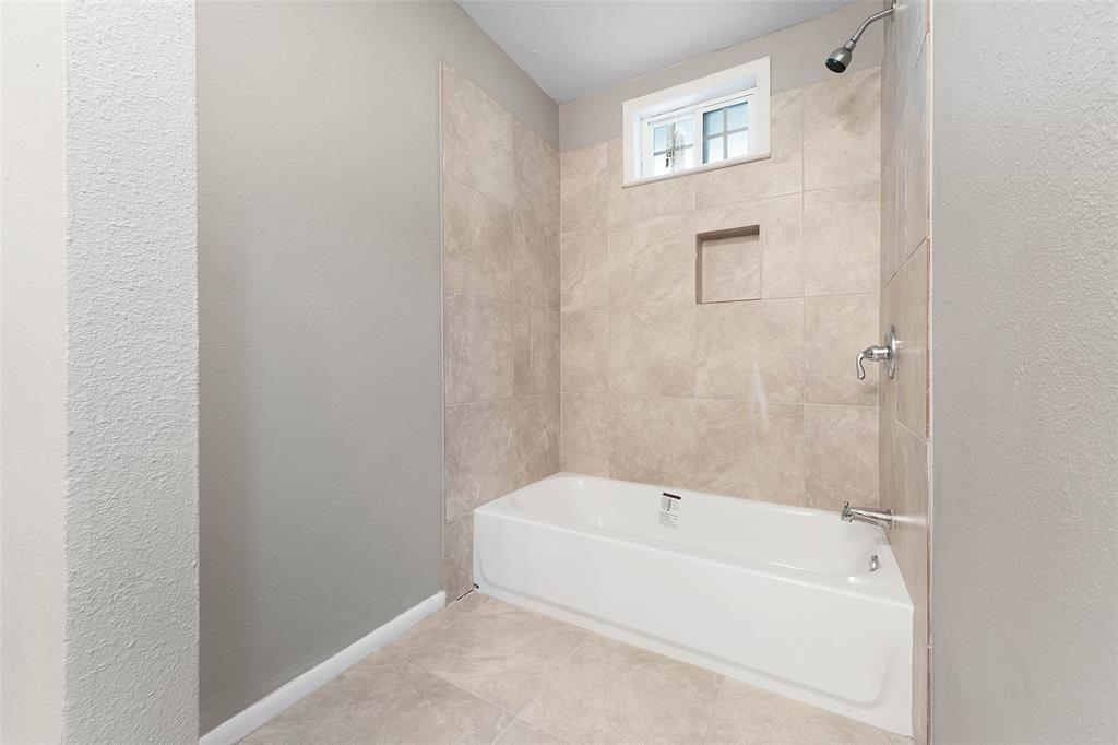 Orig Town Of Greenville - Residential Lease