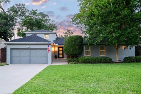 Photo of 3935 Dunhaven Road, Dallas, TX 75220 (MLS # 21314013)
