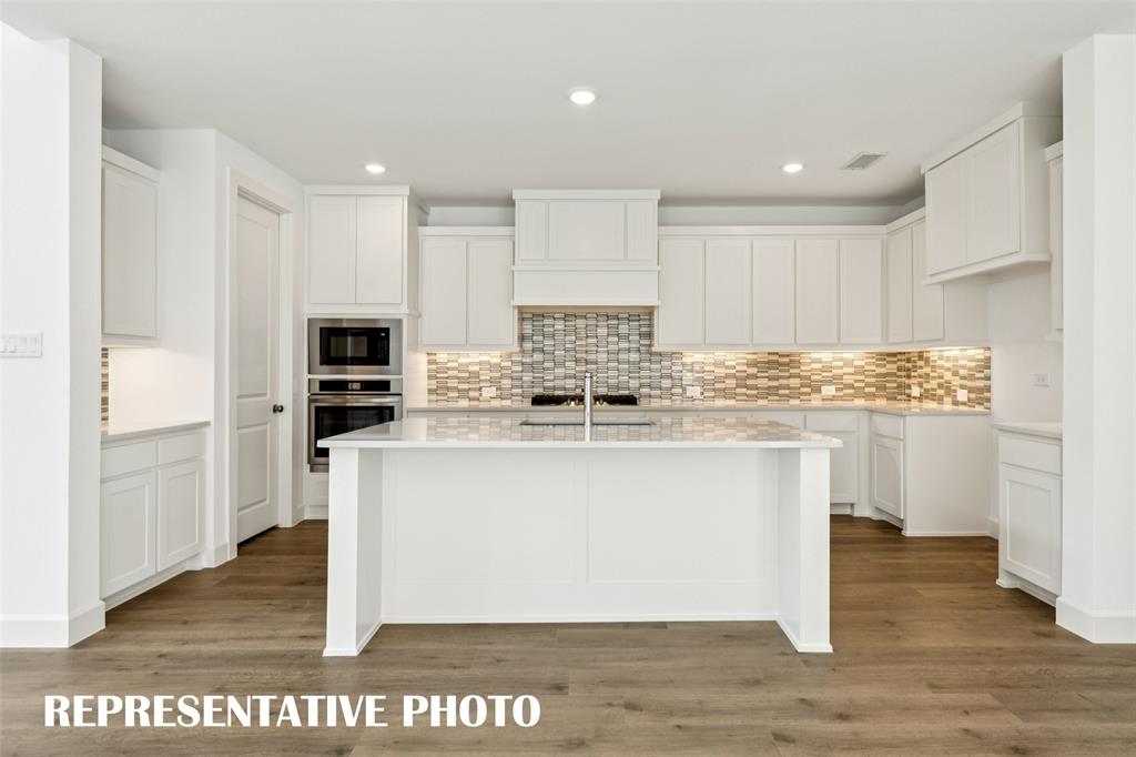 2624 Radiant Way